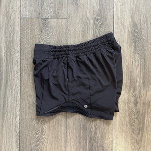 Lululemom Hotty Hot High-Rise Lined Short 4"